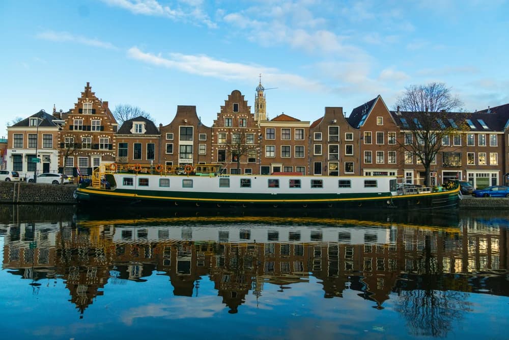 Thumbnail voor artikel Huizenprijzen Prognose 2025: Waarom de Prijzen Blijven Stijgen